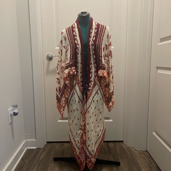 Free People New Kimono Flowy Butterfly Style NWT - Picture 7 of 7